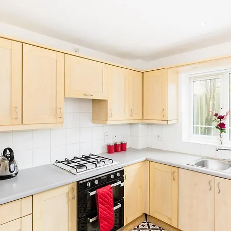 Newly Renovated - 4 Bedroom Anchor House - Close To Jq, Centre - Groups & Contractors * Birmingham